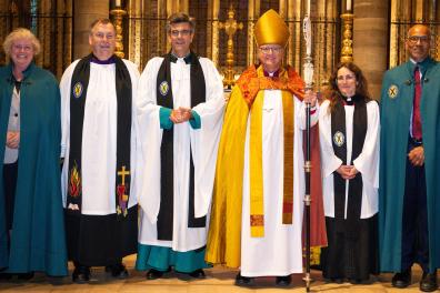 Newly appointed Canons with the Dean and Bishop of Salisbury.JPG